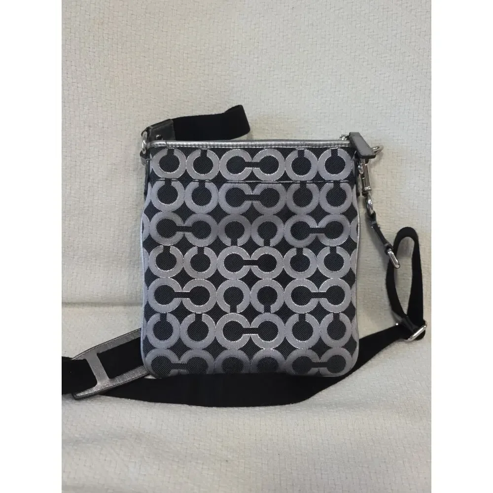 Coach 46802 Gunmetal Black Silver Crossbody Bag Swing Pack Shoulder Purse